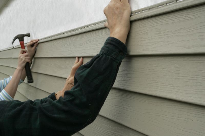 Local Pvc Siding Installation pros at work
